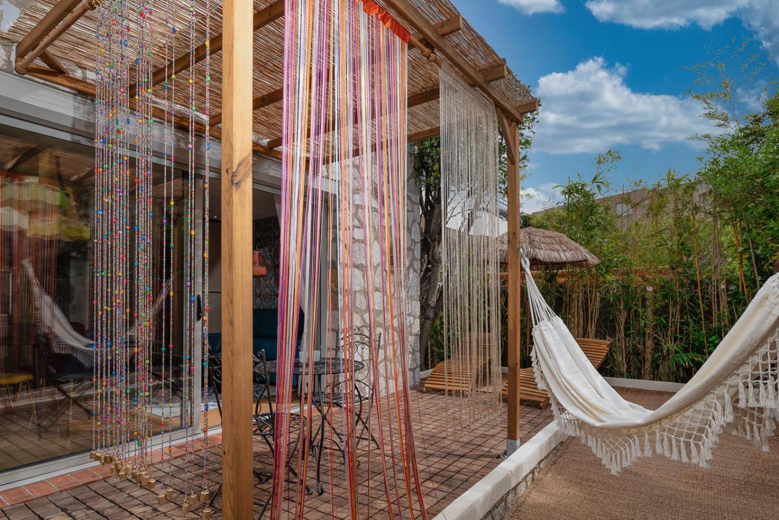 Studio Terrasse La Roulotte Du Tzigane Mandara Beach Antibes Juan-Les-Pins Bagian luar foto
